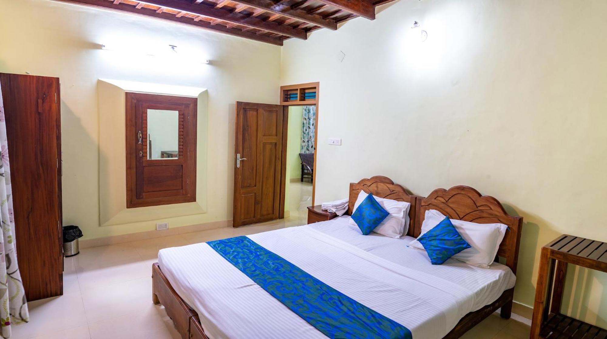 Kalpavanam Heritage Resort Теккади Номер фото